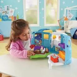 Disney Magasin Paris // Fisher-Price Coffret Jessie's Campground Adventure, Collection Little People, Toy Story 4 -Spooky Jouet Enfant Magasin disney magasin paris fisher price coffret jessie s campground adventure collection little people toy story 4 34