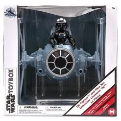 Disney Promo // Disney Store Ensemble Pilote Et Intercepteur TIE Star Wars Toybox -Spooky Jouet Enfant Magasin disney promo disney store ensemble pilote et intercepteur tie star wars toybox 33